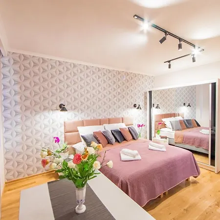 Cracowapart Ignacio A 아파트 *